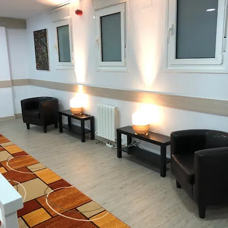 招待所 Miribilla 2*